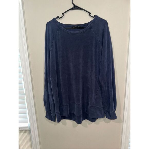 Athleta 83855 Tencel Modal Long Sleeve Light Weight Crewneck top Navy XL - Picture 1 of 5